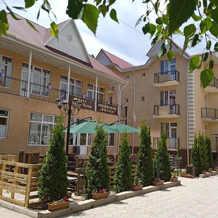 Brand House Bed & Breakfast Бостери Екстериор снимка
