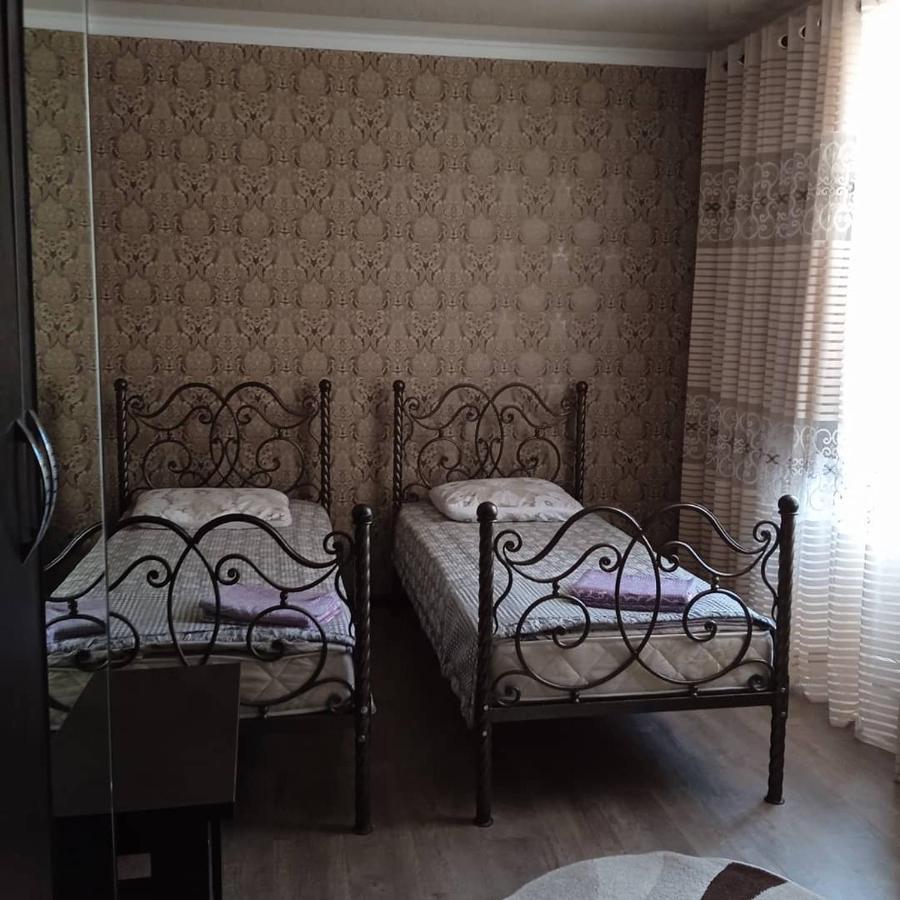 Brand House Bed & Breakfast Бостери Екстериор снимка